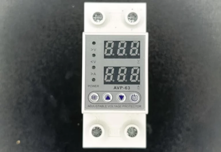 محافظ ولتاژ تک فاز کیوپاور